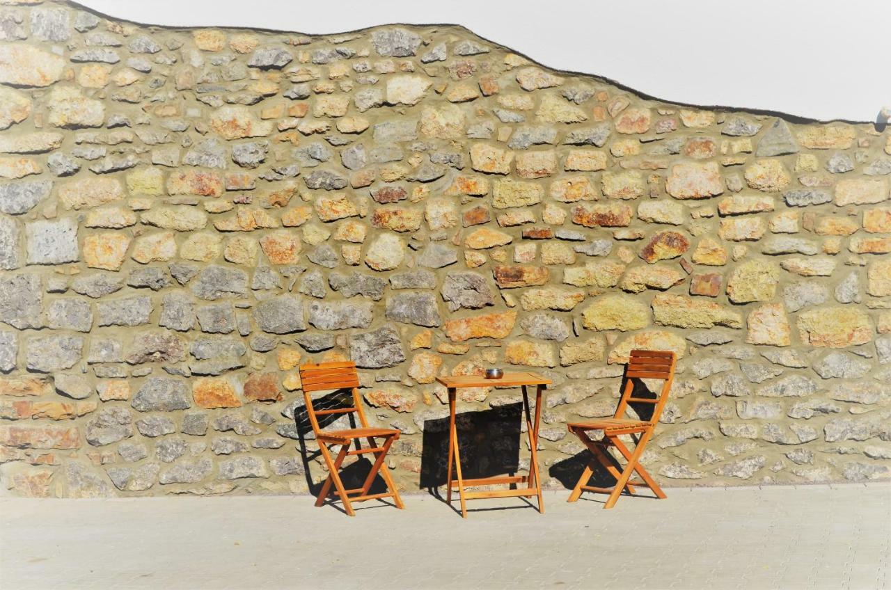 Beim Hooch. Egon Brucktal Exterior foto